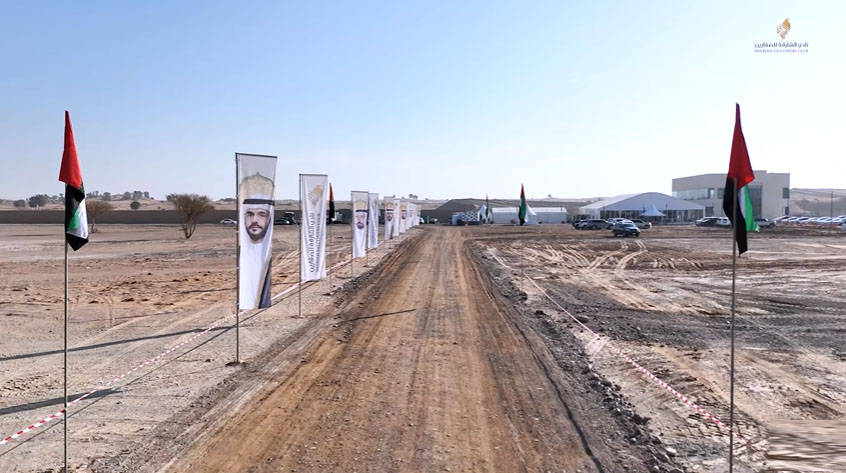 انطلاق منافسات فئة الأشواط المفتوحة في بطولة نادي الشارقة للتلواح 2025